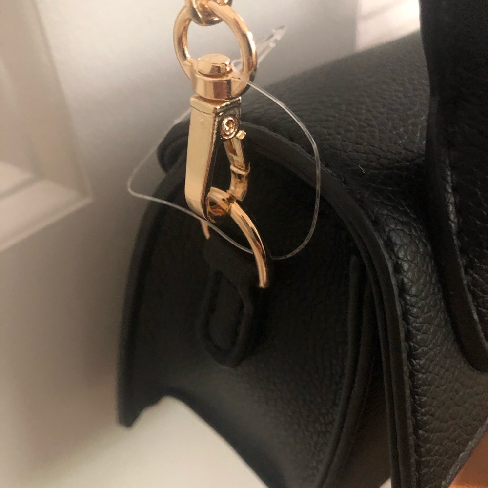 NWT MINI VEGAN DELUXITY  HAND OR CROSSBODY PURSE - Picture 14 of 14